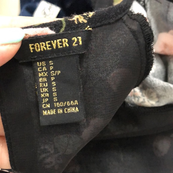 Forever 21 Floral Romper - Picture 8 of 11